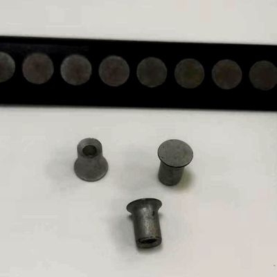 Il piercing di auto rivetta l'auto ad alta resistenza che penetra i ribattini di acciaio inossidabile 5.3x4mm 5.3x5mm sabbiati