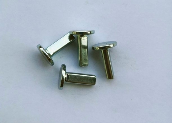 Pin di cerniera medio della sede di automobile del acciaio al carbonio, intestazione fredda/forgiare Pin dell'asse
